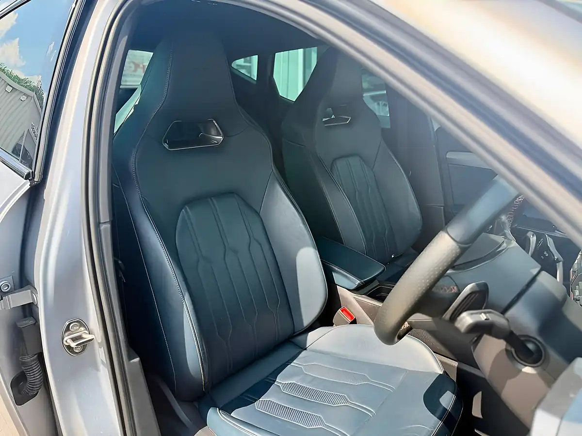 Used 2021 Cupra Formentor V2 Silver - Interior and Exterior details 10