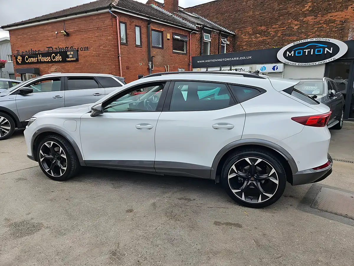 Used 2021 Cupra Formentor V2 White - Interior and Exterior details 20