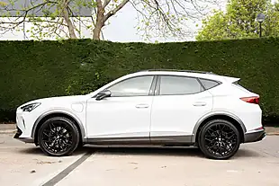 Used 2021 Cupra Formentor VZ1 White - Interior and Exterior details 10