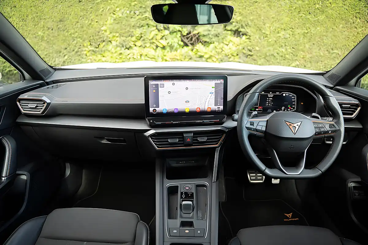 Used 2021 Cupra Formentor VZ1 White - Interior and Exterior details 3
