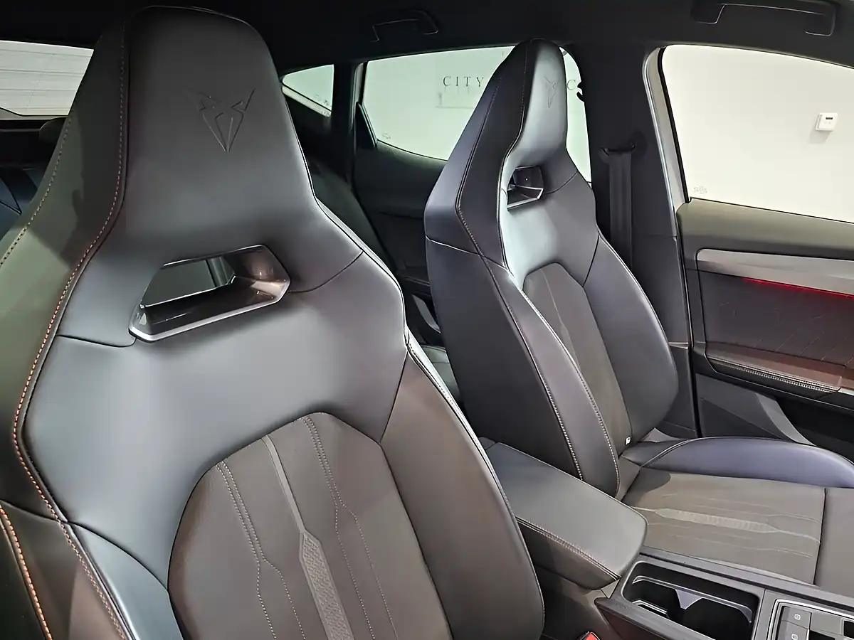 Used 2021 Cupra Formentor Vz1 White - Interior and Exterior details 14