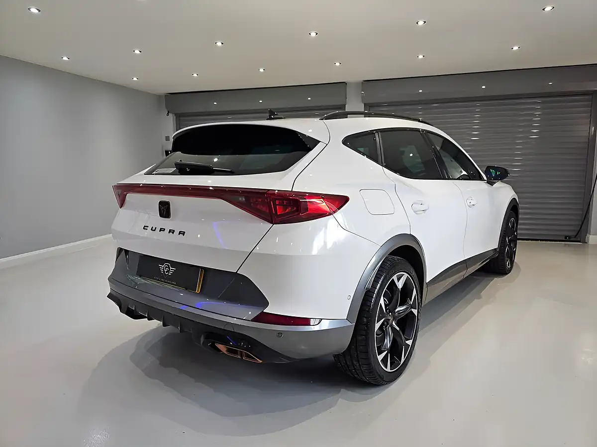Used 2021 Cupra Formentor Vz1 White - Interior and Exterior details 4