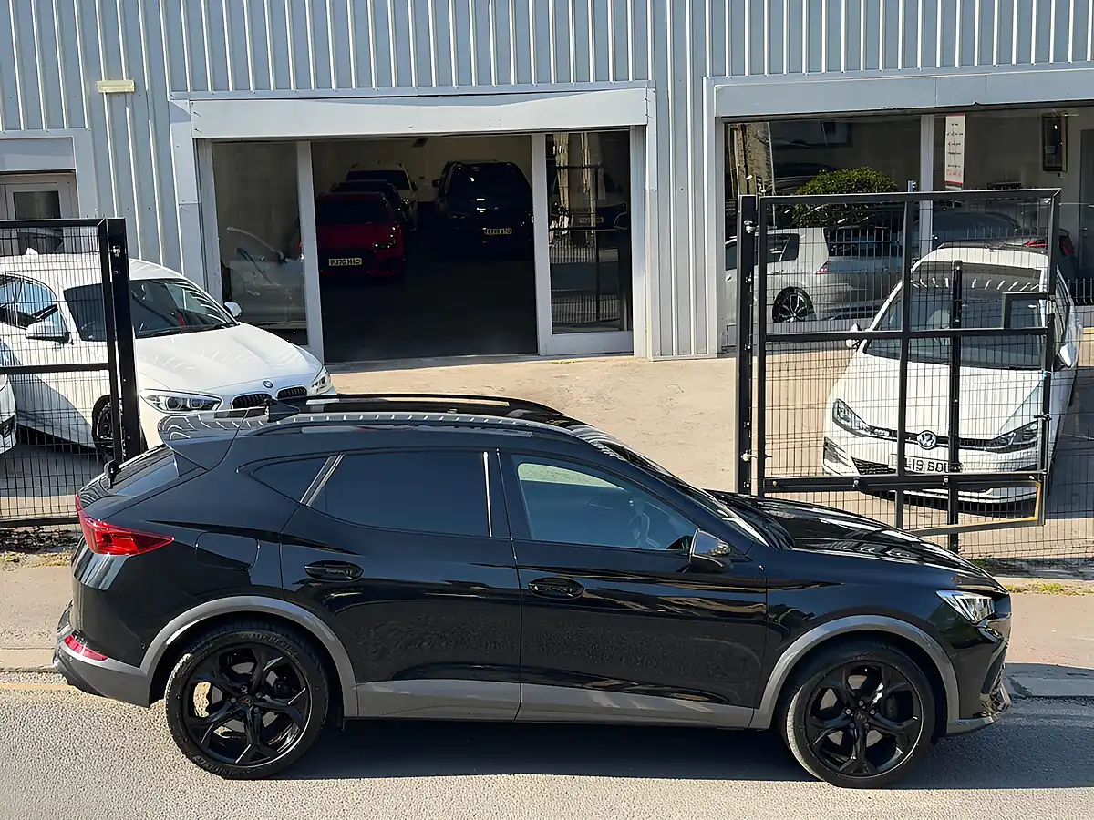 Used 2021 Cupra Formentor VZ2 Black - Interior and Exterior details 11