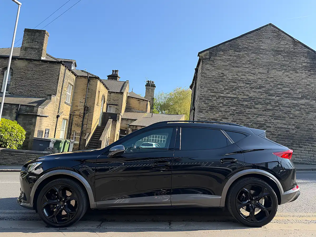 Used 2021 Cupra Formentor VZ2 Black - Interior and Exterior details 8