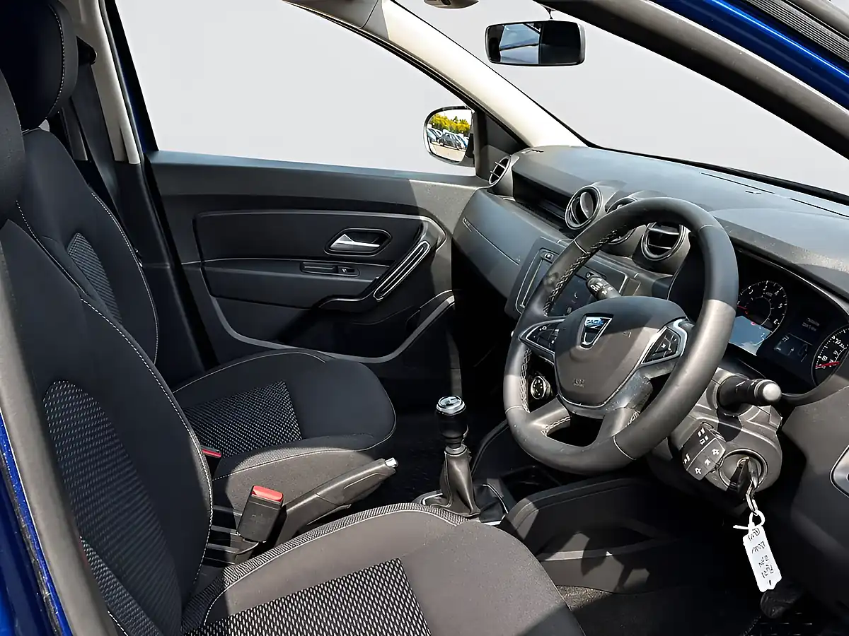 Used 2021 Dacia Duster Comfort Blue - Interior and Exterior details 2