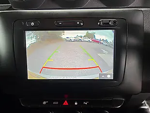 Used 2021 Dacia Duster Comfort Glacier White - Interior and Exterior details 13
