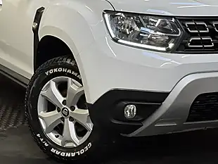 Used 2021 Dacia Duster Comfort Glacier White - Interior and Exterior details 10