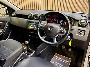 Used 2021 Dacia Duster Comfort Glacier White - Interior and Exterior details 11
