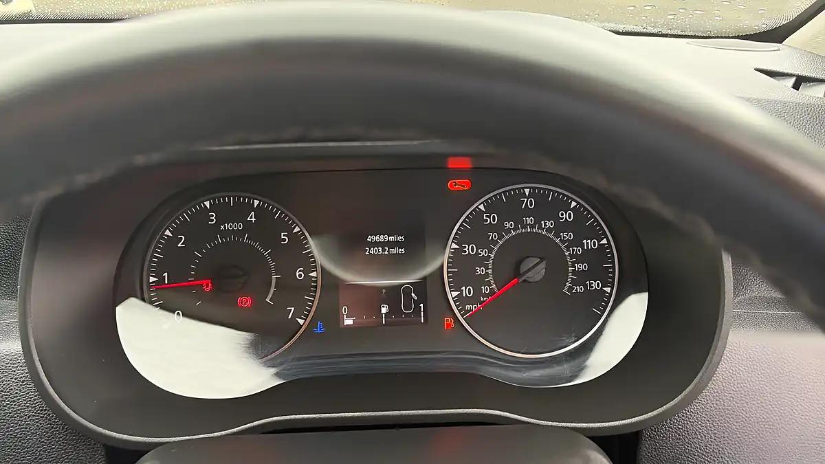 Used 2021 Dacia Duster Comfort Highland Grey - Interior and Exterior details 12