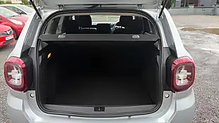 Used 2021 Dacia Duster Comfort Highland Grey - Interior and Exterior details 15