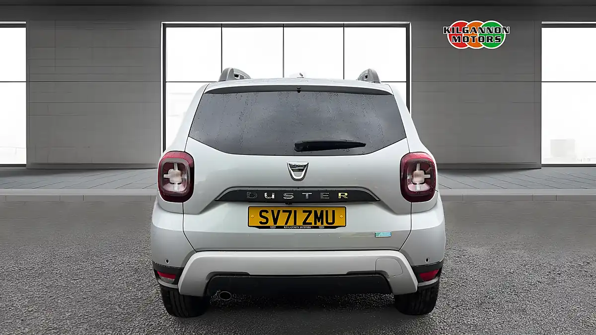 Used 2021 Dacia Duster Comfort Highland Grey - Interior and Exterior details 5