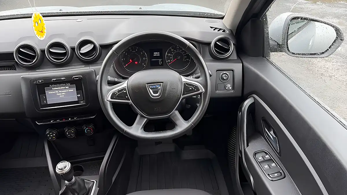 Used 2021 Dacia Duster Comfort Highland Grey - Interior and Exterior details 8
