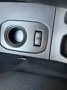 Used 2021 Dacia Duster Comfort White - Interior and Exterior details 15