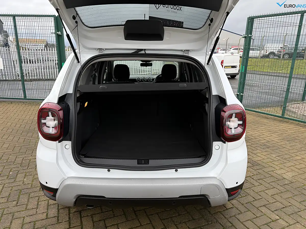 Used 2021 Dacia Duster Comfort White - Interior and Exterior details 7
