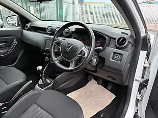 Used 2021 Dacia Duster Comfort White - Interior and Exterior details 8
