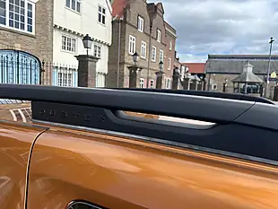 Used 2021 Dacia Duster Essential Orange - Interior and Exterior details 8