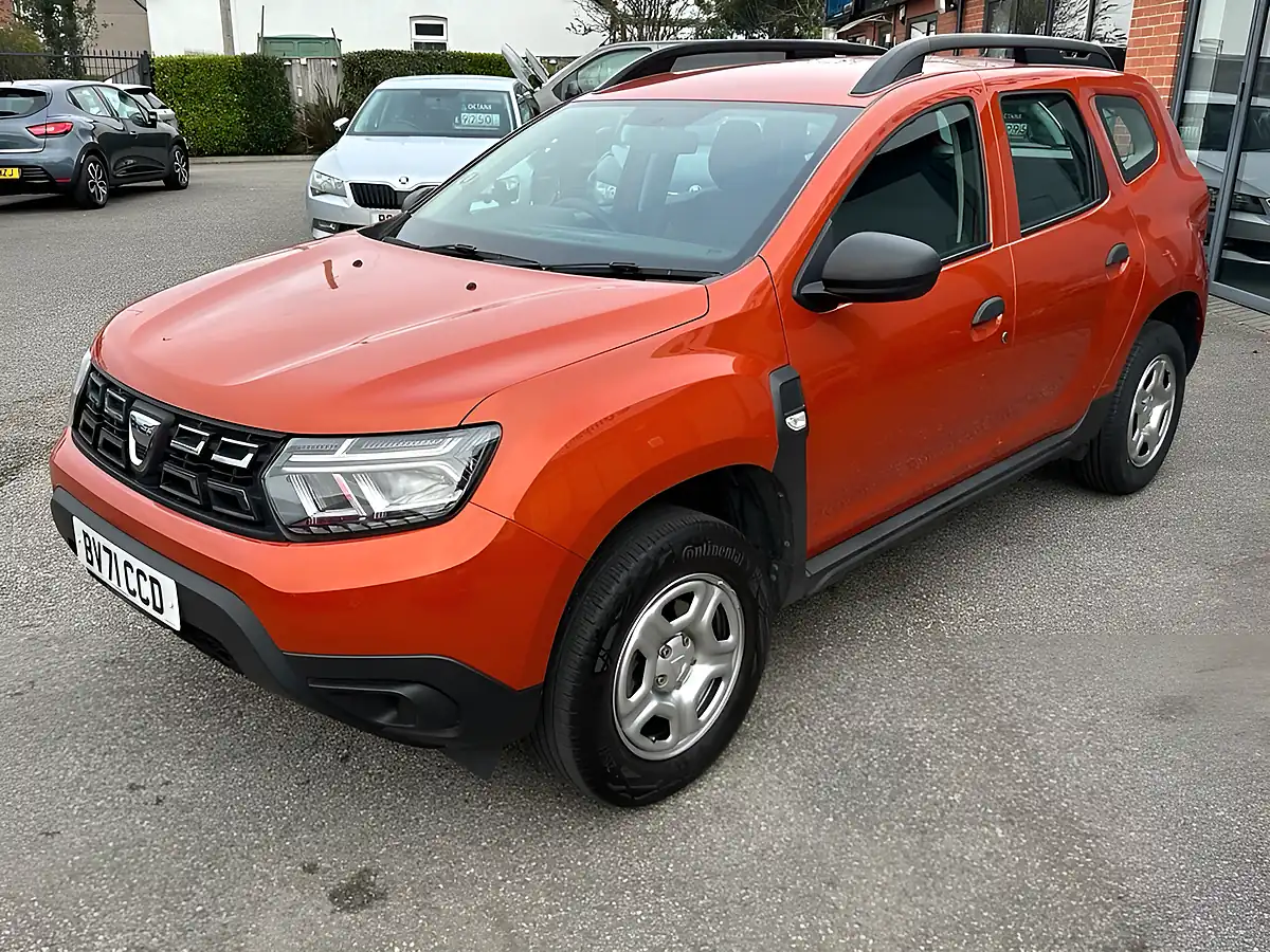 Used 2021 Dacia Duster Essential Orange - Interior and Exterior details 3
