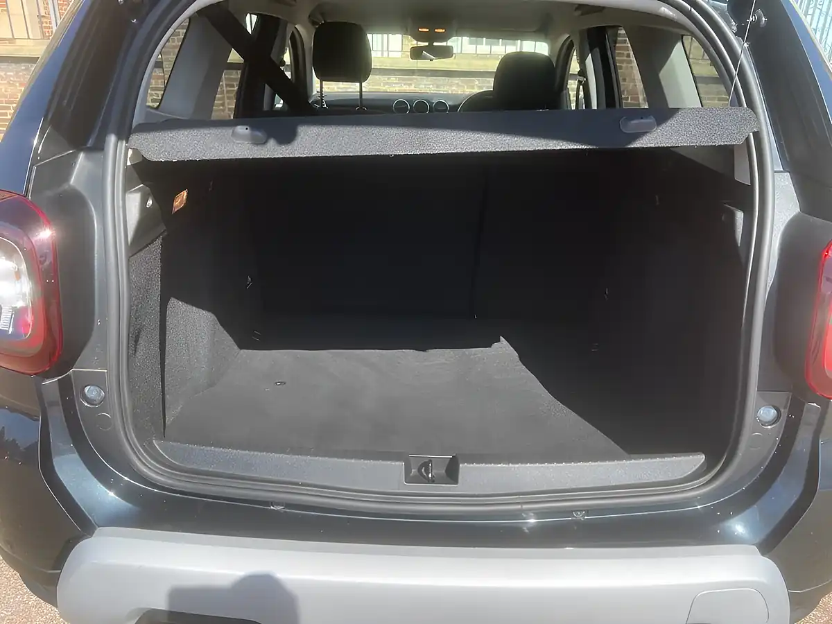 Used 2021 Dacia Duster Prestige Grey - Interior and Exterior details 13