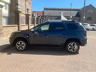 Used 2021 Dacia Duster Prestige Grey - Interior and Exterior details 17