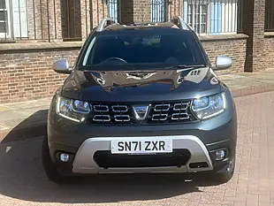 Used 2021 Dacia Duster Prestige Grey - Interior and Exterior details 2