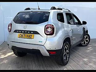 Used 2021 Dacia Duster Prestige Highland Grey - Interior and Exterior details 12