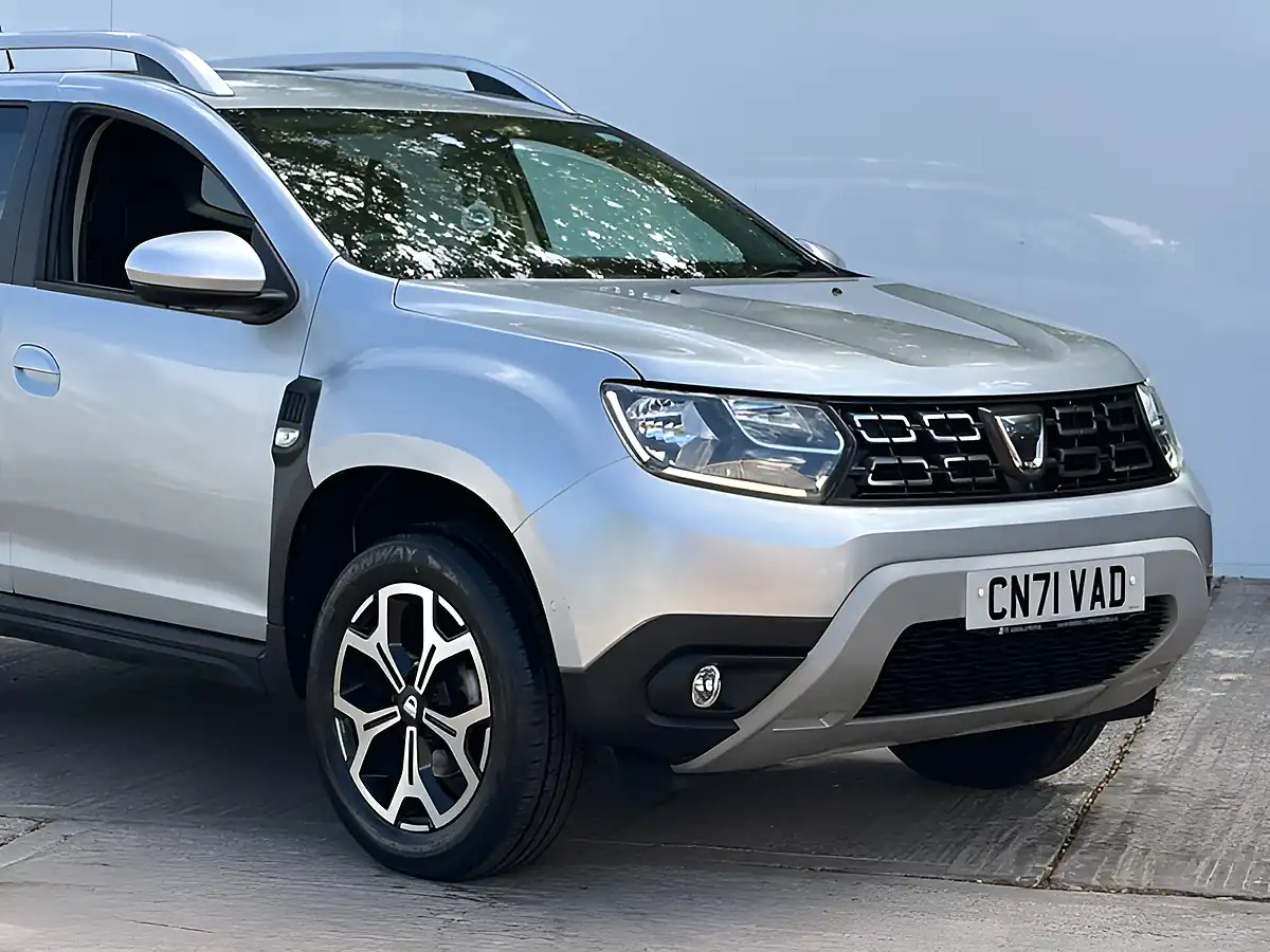 Used 2021 Dacia Duster Prestige Highland Grey - Interior and Exterior details 2