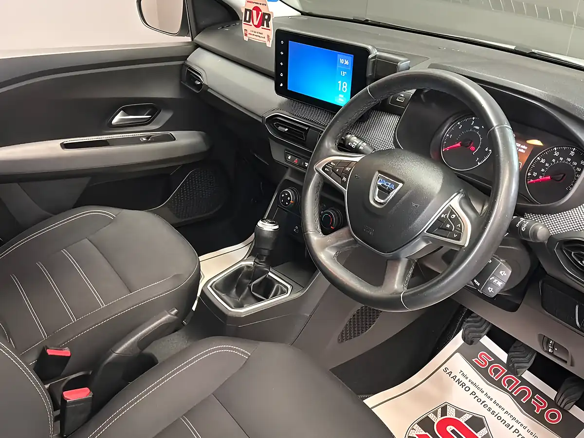 Used 2021 Dacia Sandero Comfort White - Interior and Exterior details 10