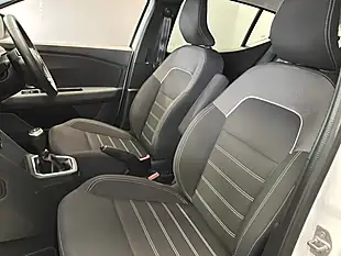 Used 2021 Dacia Sandero Comfort White - Interior and Exterior details 12