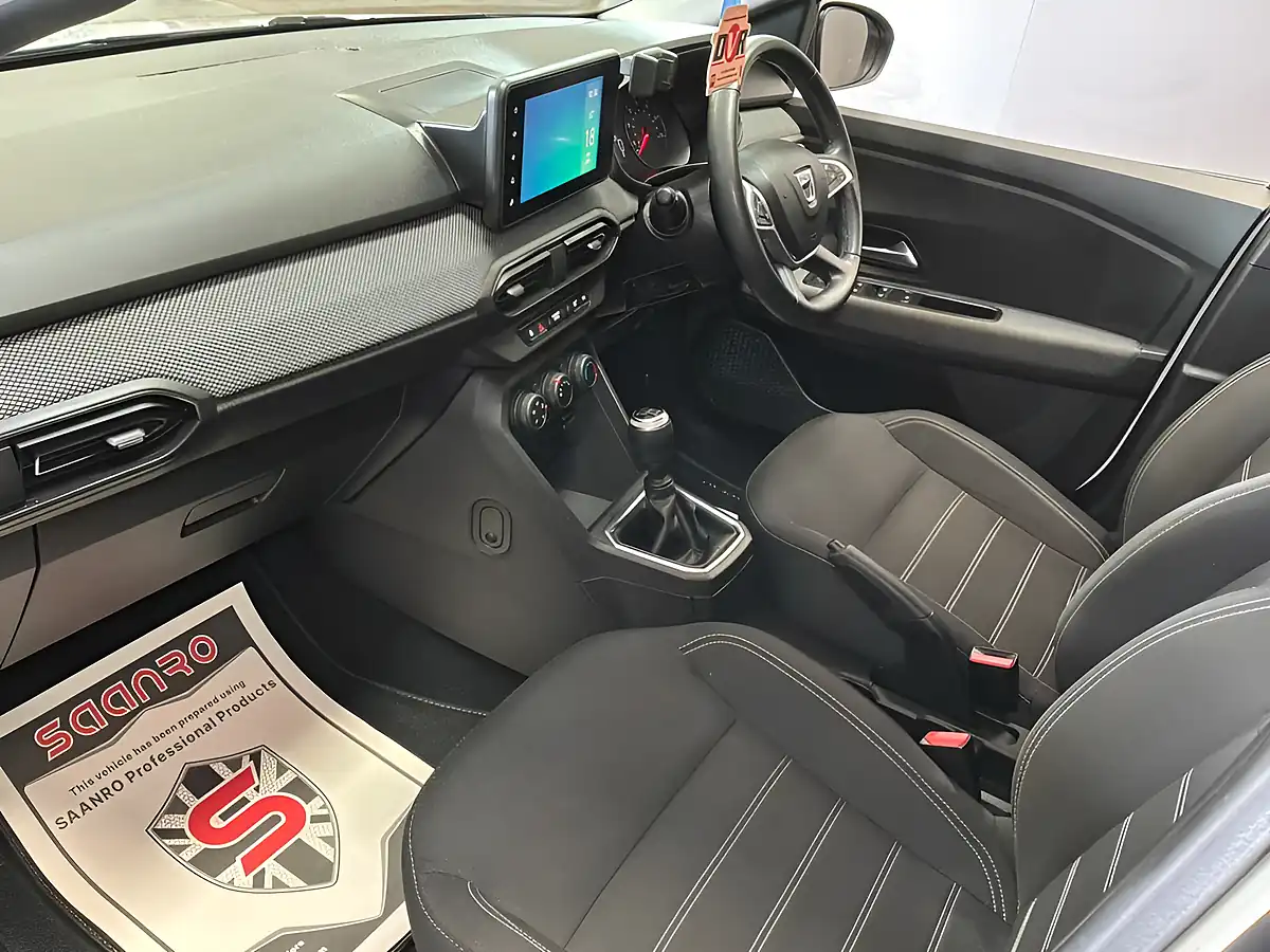 Used 2021 Dacia Sandero Comfort White - Interior and Exterior details 13