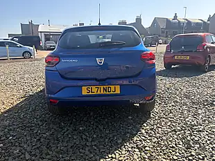 Used 2021 Dacia Sandero Essential Blue - Interior and Exterior details 6