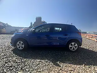 Used 2021 Dacia Sandero Essential Blue - Interior and Exterior details 8