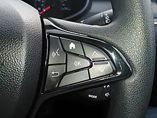 Used 2021 Dacia Sandero Essential Blue - Interior and Exterior details 13