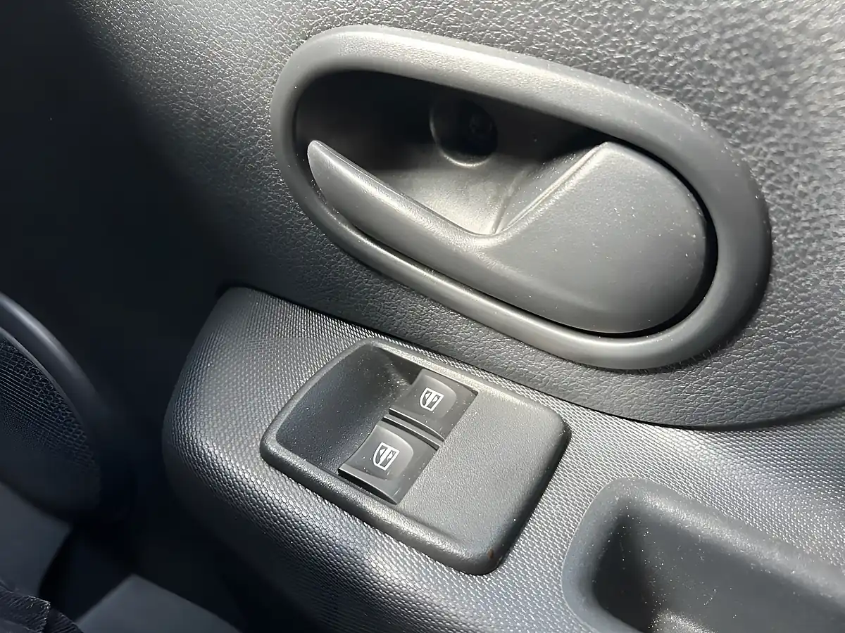 Used 2021 Dacia Sandero Essential Grey - Interior and Exterior details 5