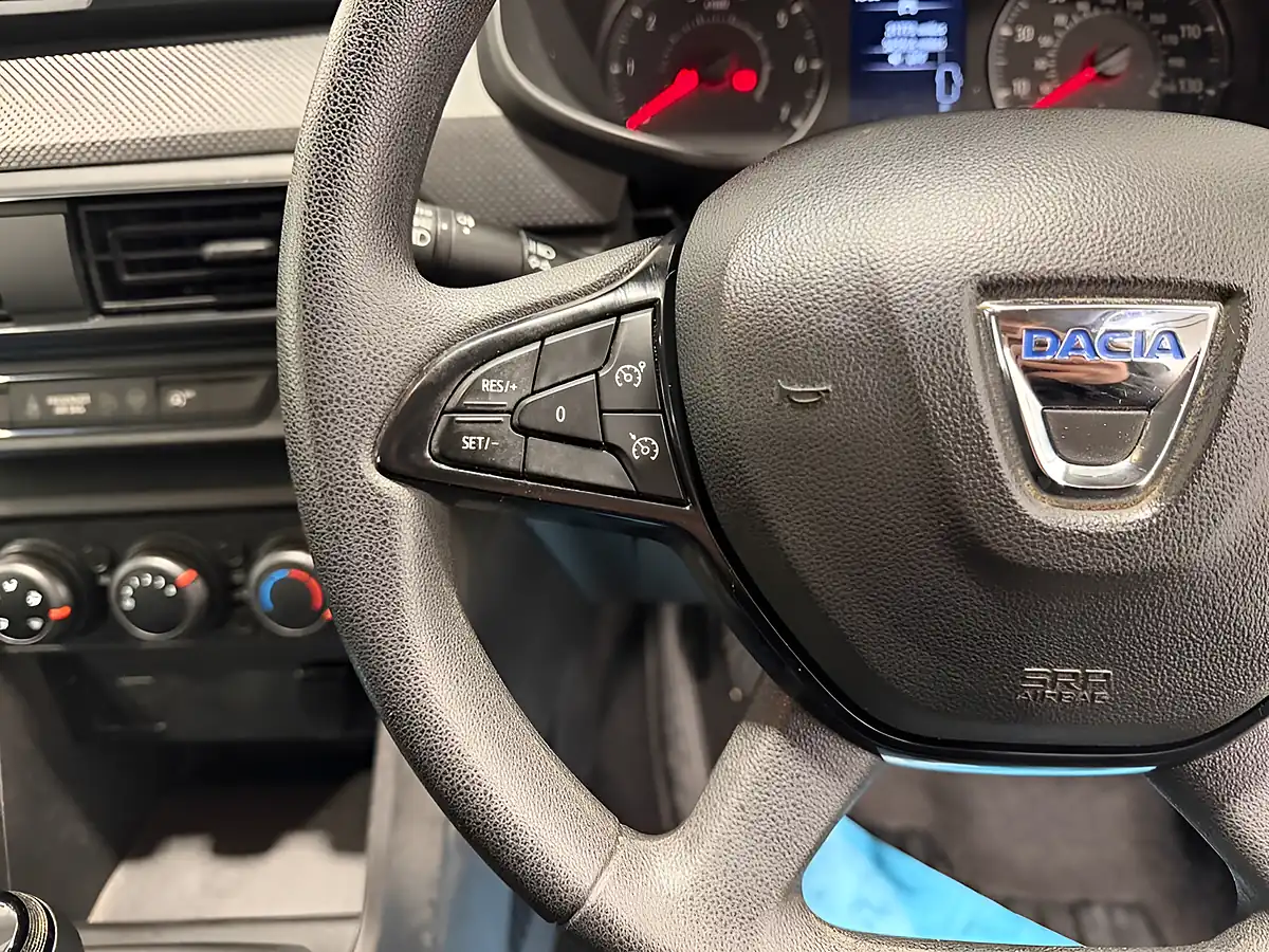 Used 2021 Dacia Sandero Essential Iron Blue - Interior and Exterior details 16