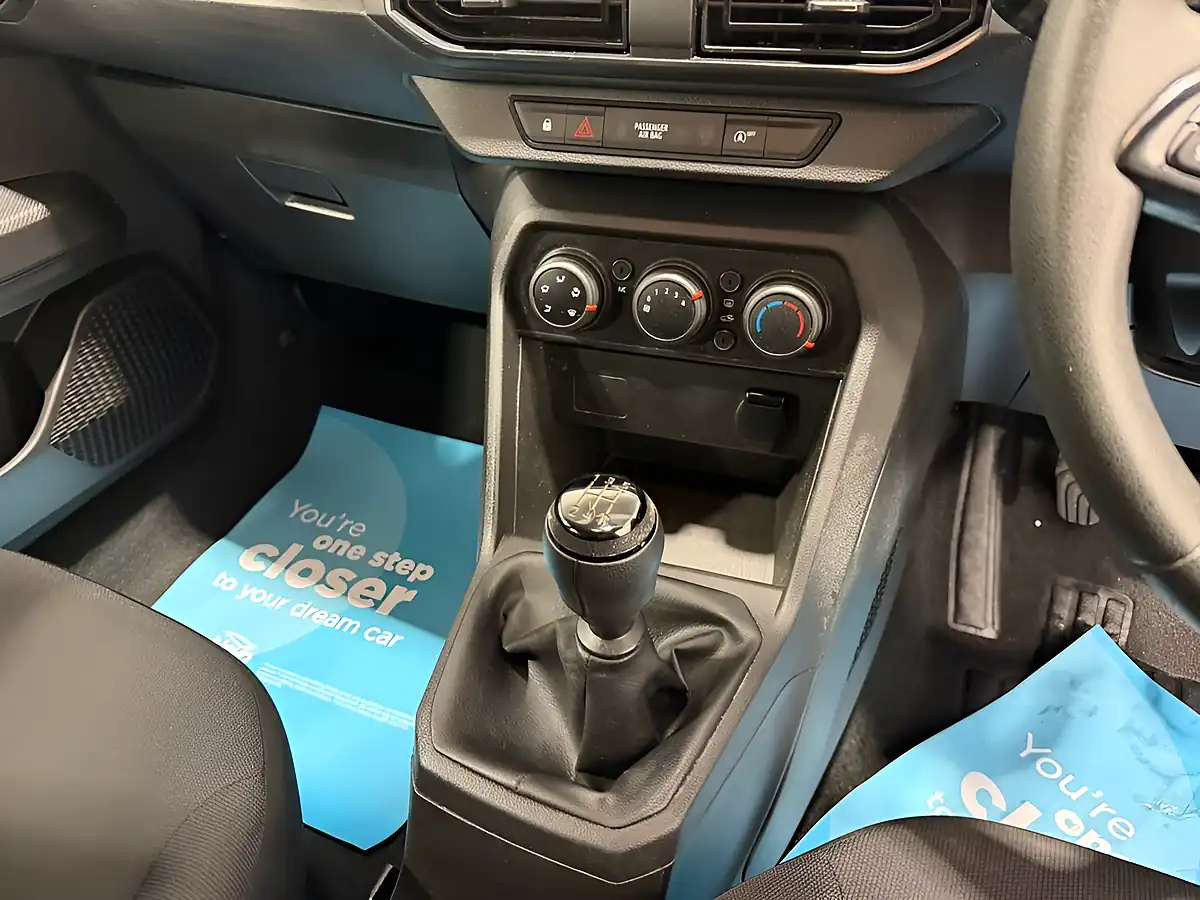 Used 2021 Dacia Sandero Essential Iron Blue - Interior and Exterior details 19