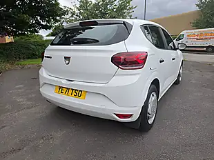 Used 2021 Dacia Sandero Essential White - Interior and Exterior details 15