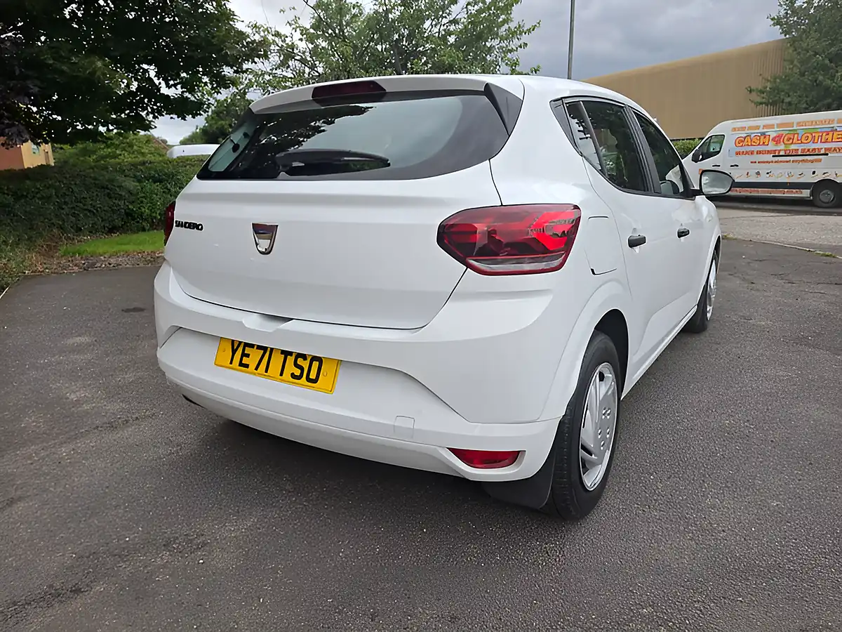 Used 2021 Dacia Sandero Essential White - Interior and Exterior details 15