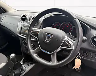 Used 2021 Dacia Sandero Stepway Comfort Glacier White - Interior and Exterior details 11
