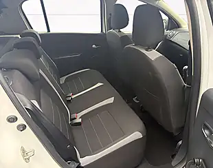 Used 2021 Dacia Sandero Stepway Comfort Glacier White - Interior and Exterior details 12