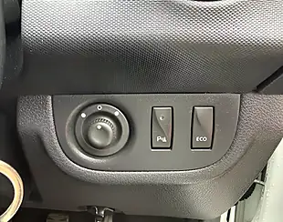 Used 2021 Dacia Sandero Stepway Comfort Glacier White - Interior and Exterior details 16