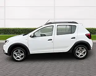 Used 2021 Dacia Sandero Stepway Comfort Glacier White - Interior and Exterior details 2