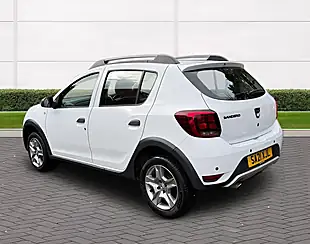 Used 2021 Dacia Sandero Stepway Comfort Glacier White - Interior and Exterior details 3