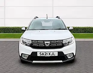 Used 2021 Dacia Sandero Stepway Comfort Glacier White - Interior and Exterior details 8