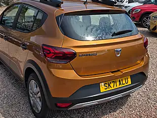 Used 2021 Dacia Sandero Stepway Essential Desert Orange - Interior and Exterior details 16