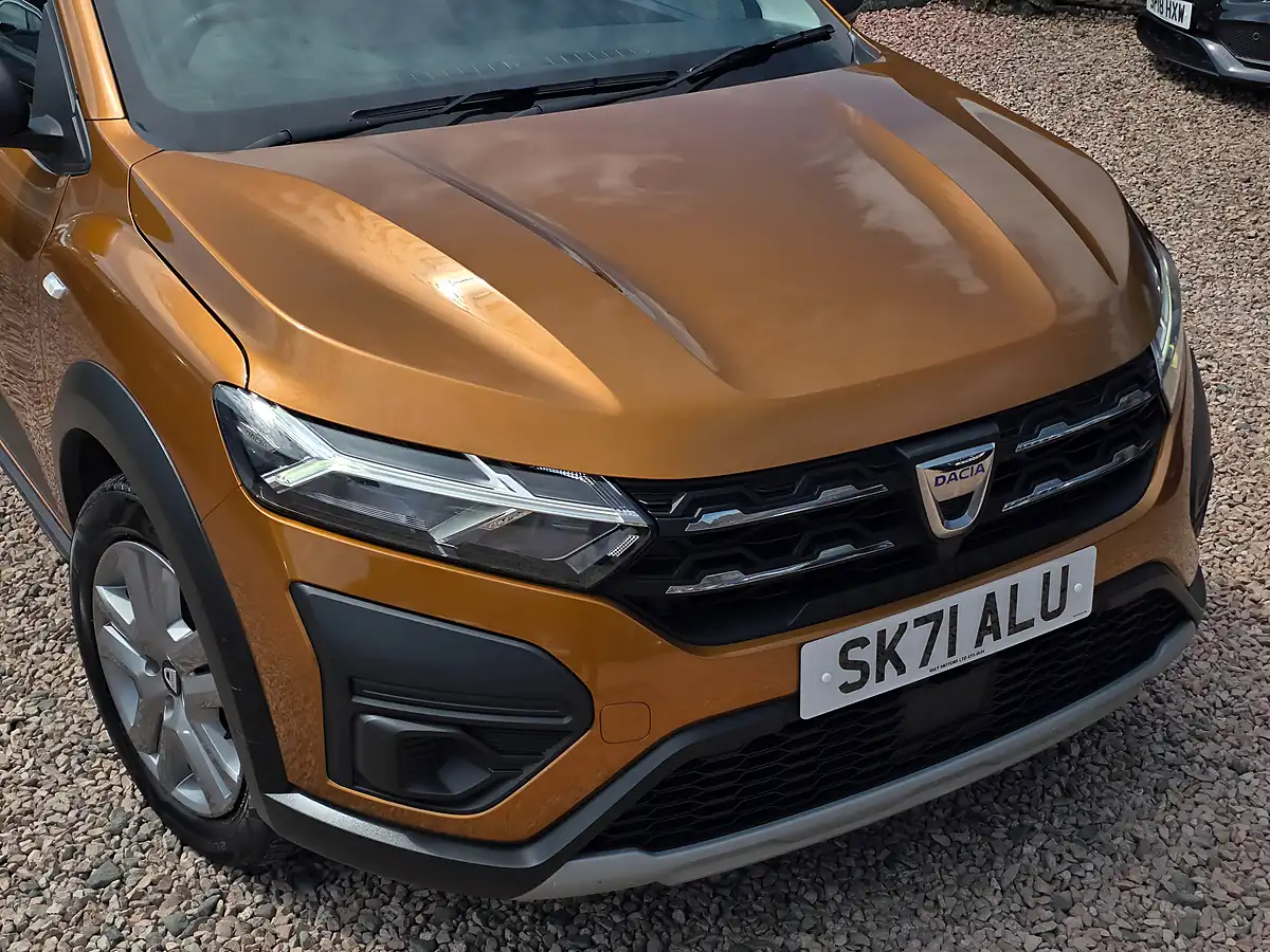 Used 2021 Dacia Sandero Stepway Essential Desert Orange - Interior and Exterior details 2