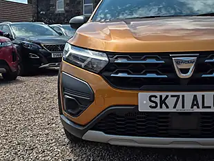 Used 2021 Dacia Sandero Stepway Essential Desert Orange - Interior and Exterior details 4