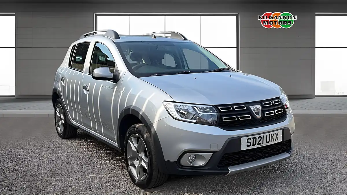 Used 2021 Dacia Sandero Stepway Essential Grey - Front View