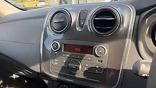 Used 2021 Dacia Sandero Stepway Essential Grey - Interior and Exterior details 10
