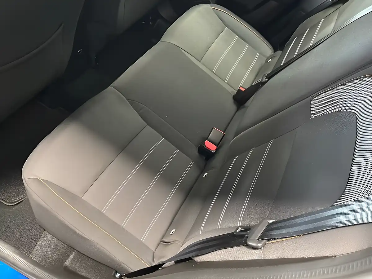 Used 2021 Dacia Sandero Stepway Prestige Blue - Interior and Exterior details 14