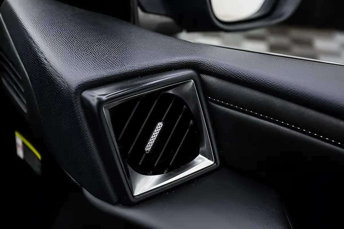 Used 2021 DS Automobiles DS 3 Crossback Ultra Prestige Grey - Interior and Exterior details 16